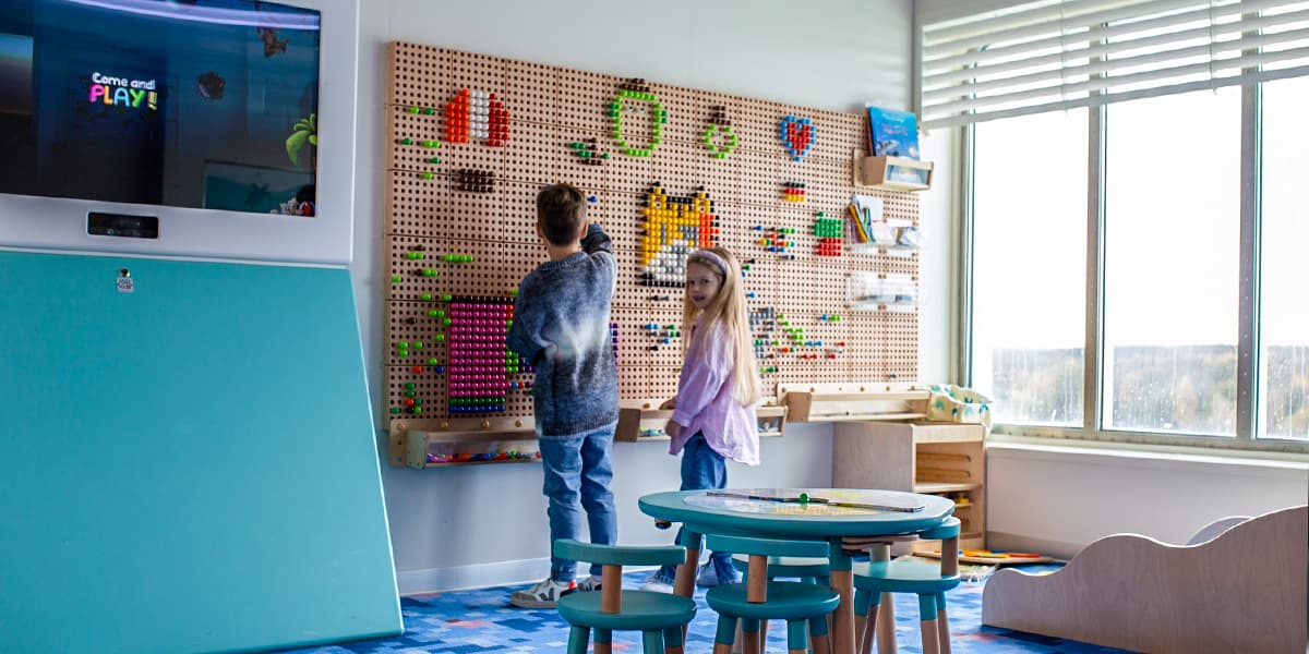 Children in Pirate‘s Island by Curiocity