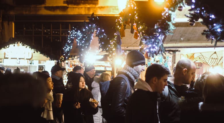 De-10-meest-sfeervolle-kerstmarkten-in-Engeland-en-Schotland-Bath-780x428