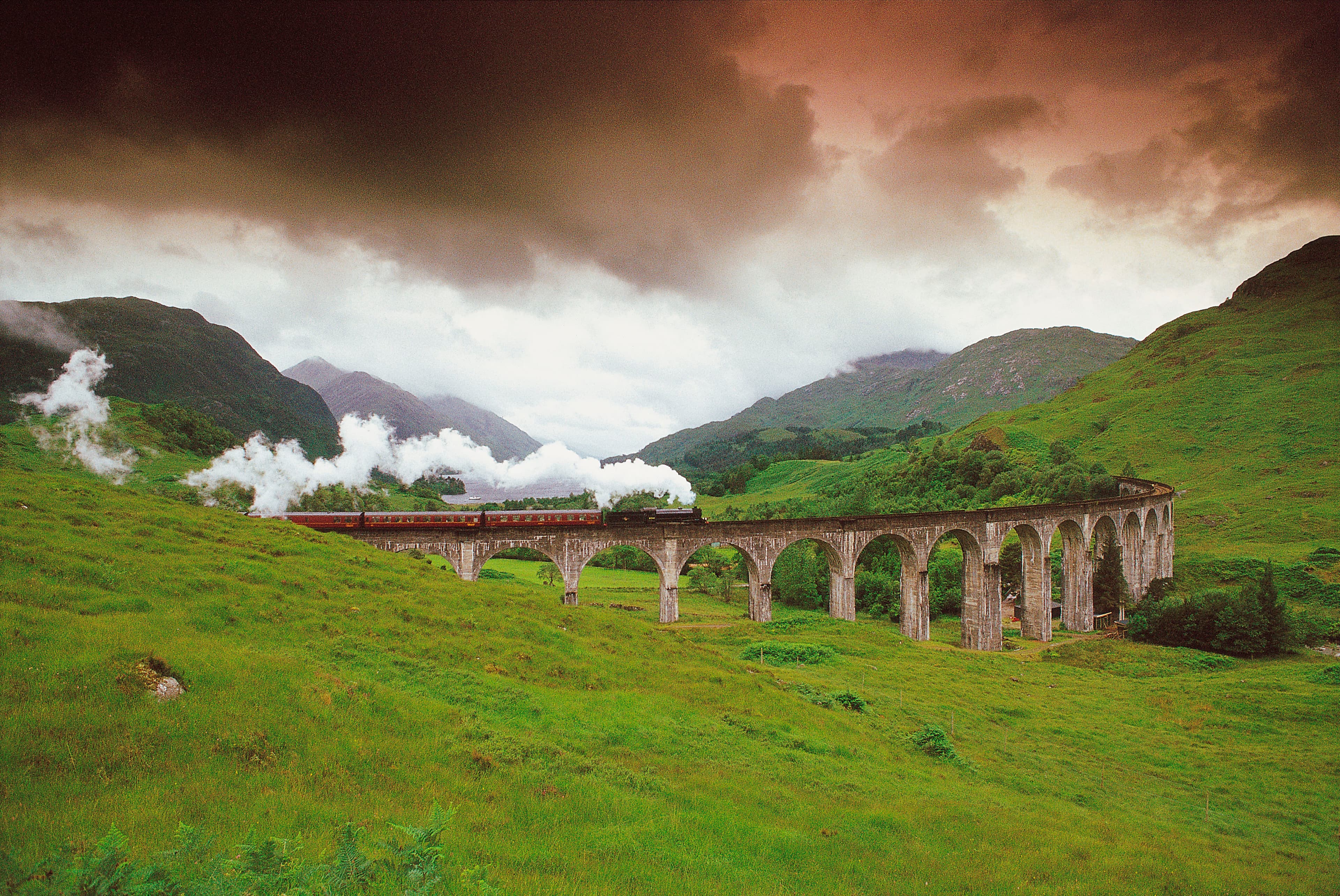 Het Glenfinnan viaduct in de Highlands