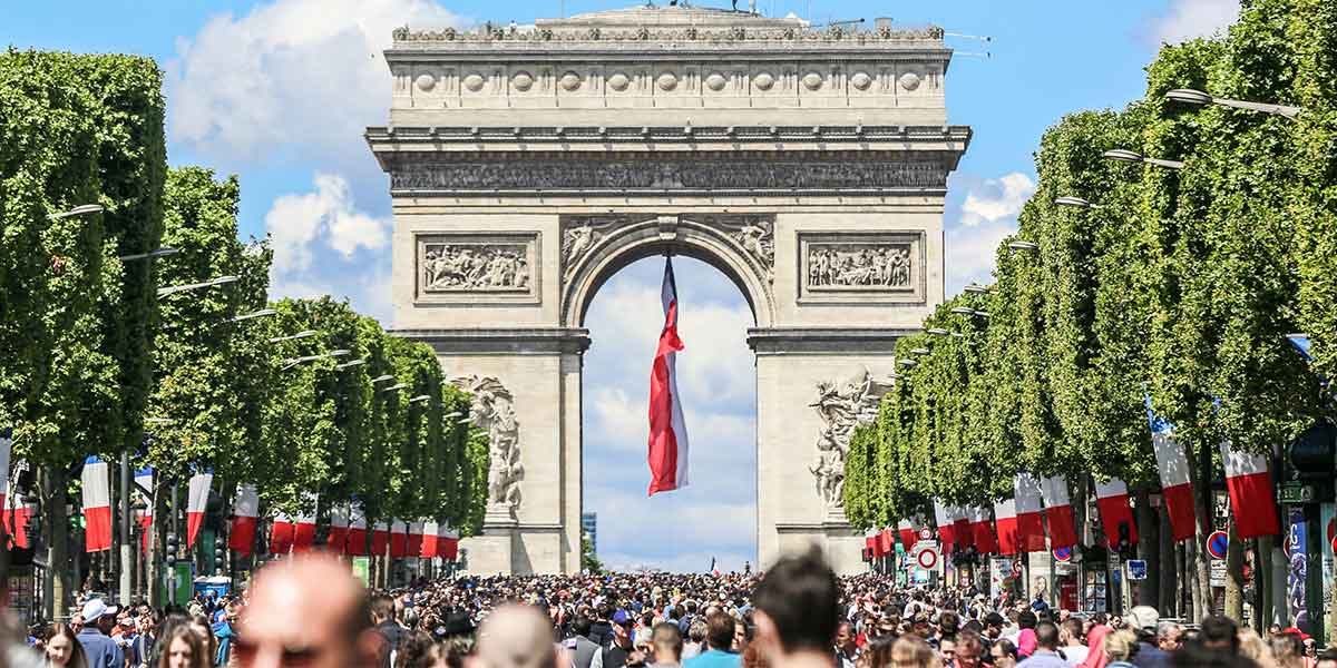St. Patrick-s Day in Europe - Paris, France
