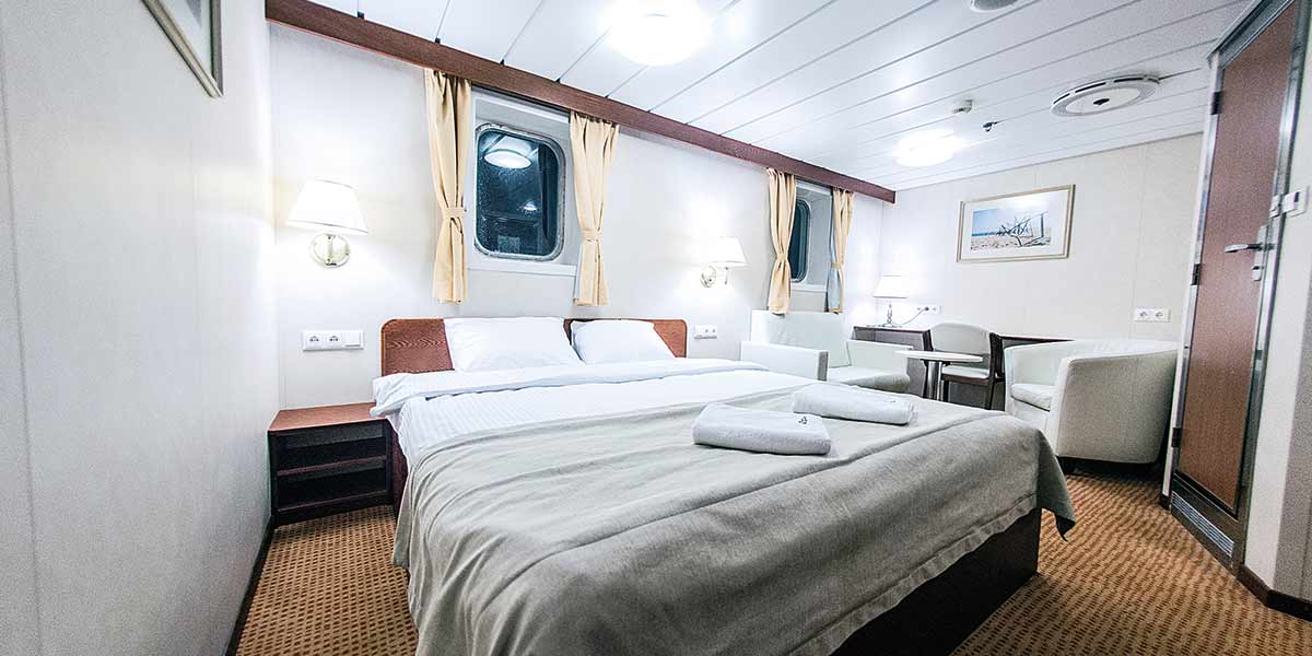 Klaipeda-Kiel Commodore De Luxe Cabin