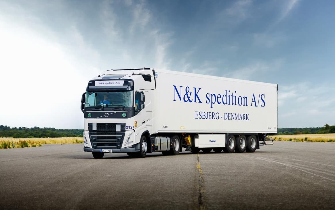 An N&K Spedition truck