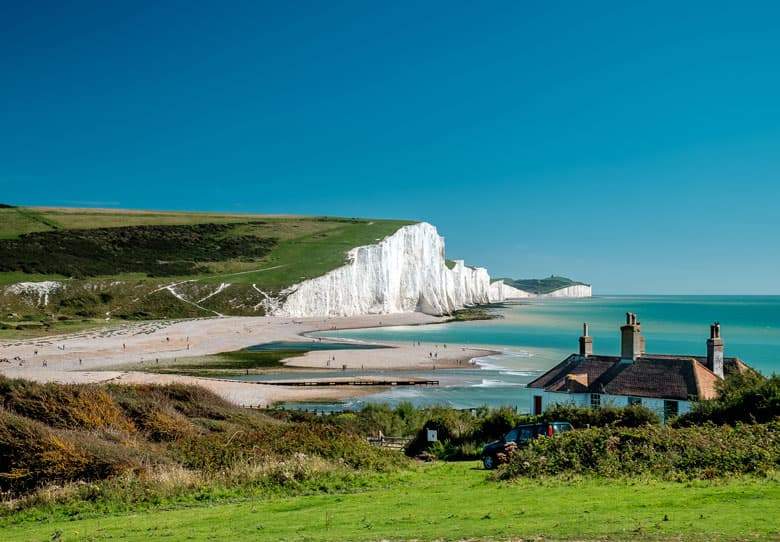 england - ferry or tunnel
